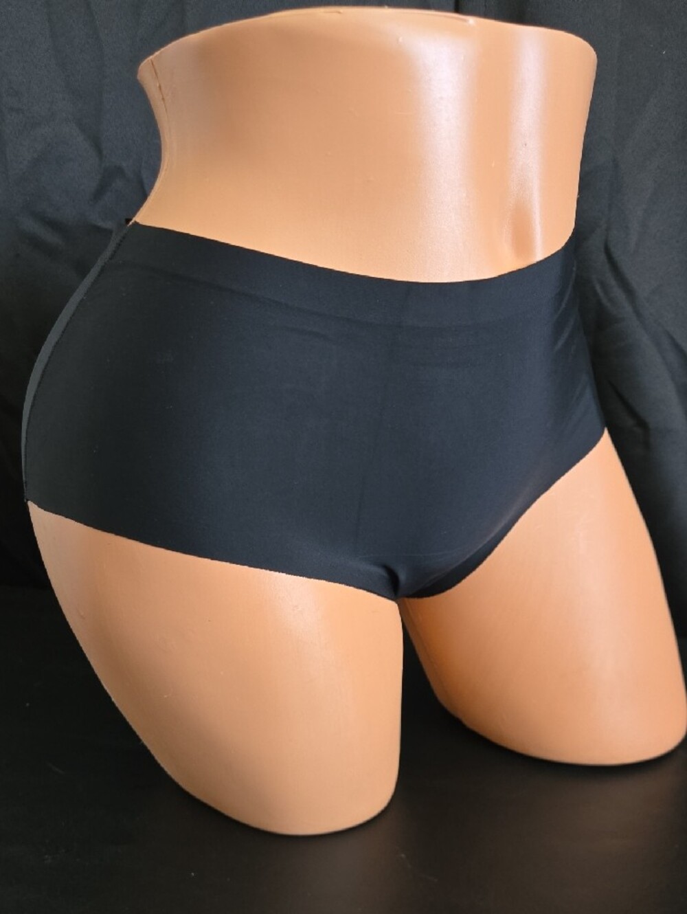 Seamless Women’s Hipster Panties - Black, Pink, Light Pink, Mauve - Picture 5 of 9